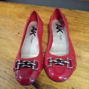 AK Sport Anne Klein Red Flats with Silver Accent Size 7
